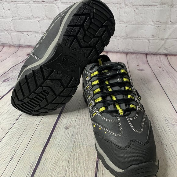 Hytest | Shoes | Hytest Black Xrd Internal Met Guard Athletic Mens ...